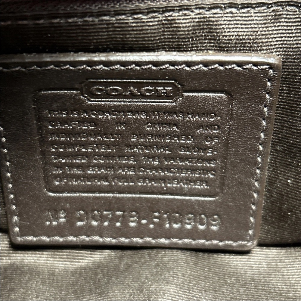 Coach F10909 SMALL Vintage British Tan & Brown Soho Leather Shoulder Bag read - Picture 15 of 16